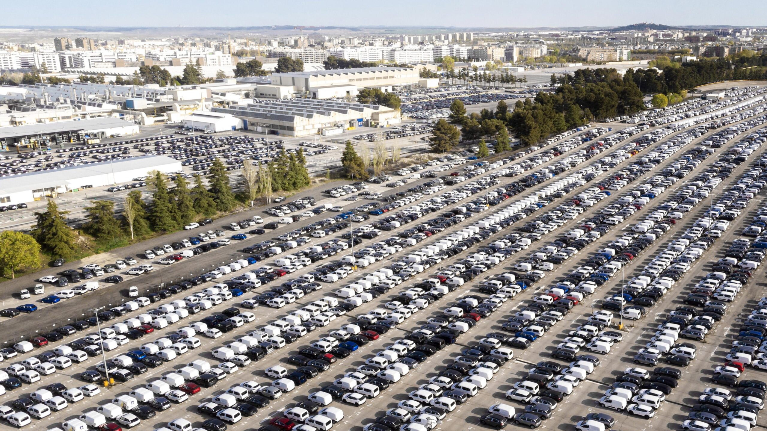 Emplacamentos crescem 18% até agosto e chegam a 8,5 milhões de unidades – Faconauto